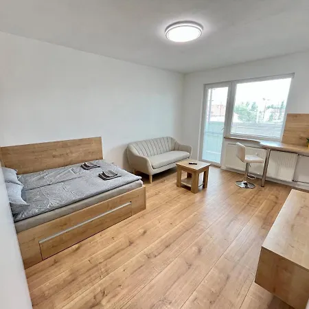 Tenis View V Centre Martina Free Parking Apartman *